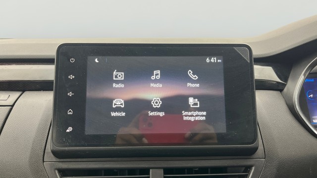 View Renault Kiger Image 18 Used Renault Kiger Image 18