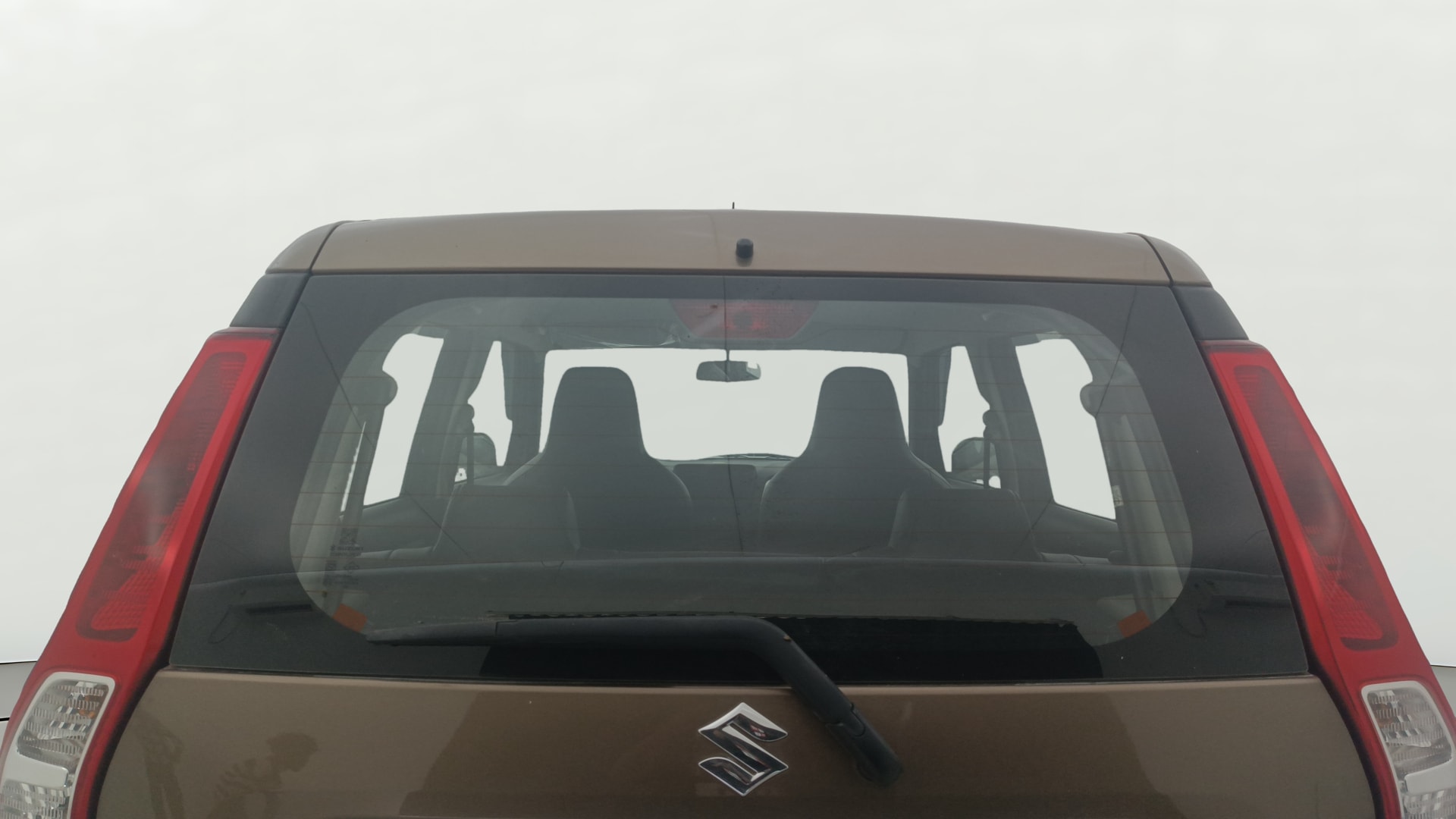 View 2021 Maruti Suzuki 1000 Base Variant Image 3 Used 2021 Maruti Suzuki 1000 Base Variant Image 3