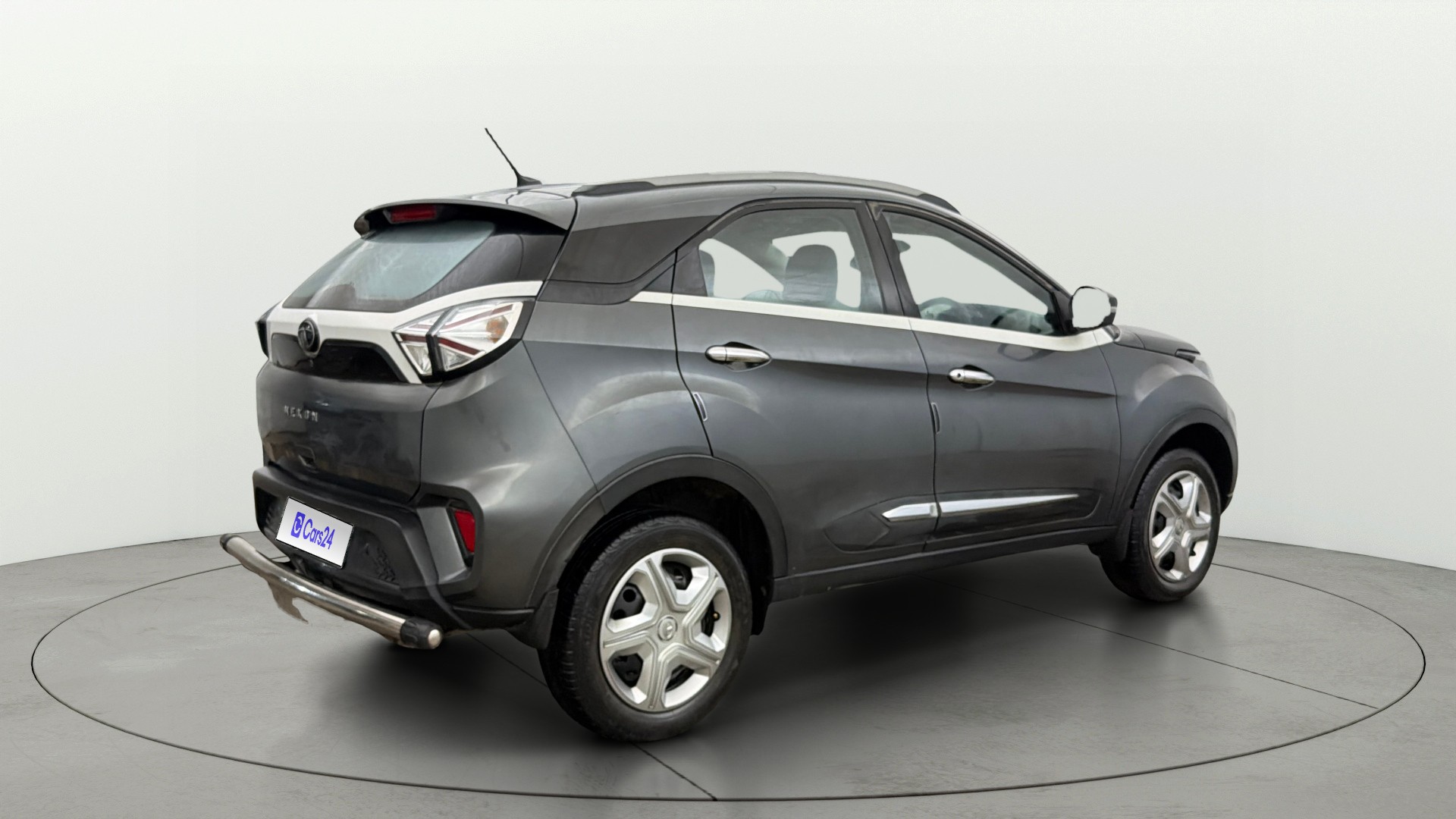 View 2021 Tata Nexon Revotron XMA AMT Image 42 Used 2021 Tata Nexon Revotron XMA AMT Image 42
