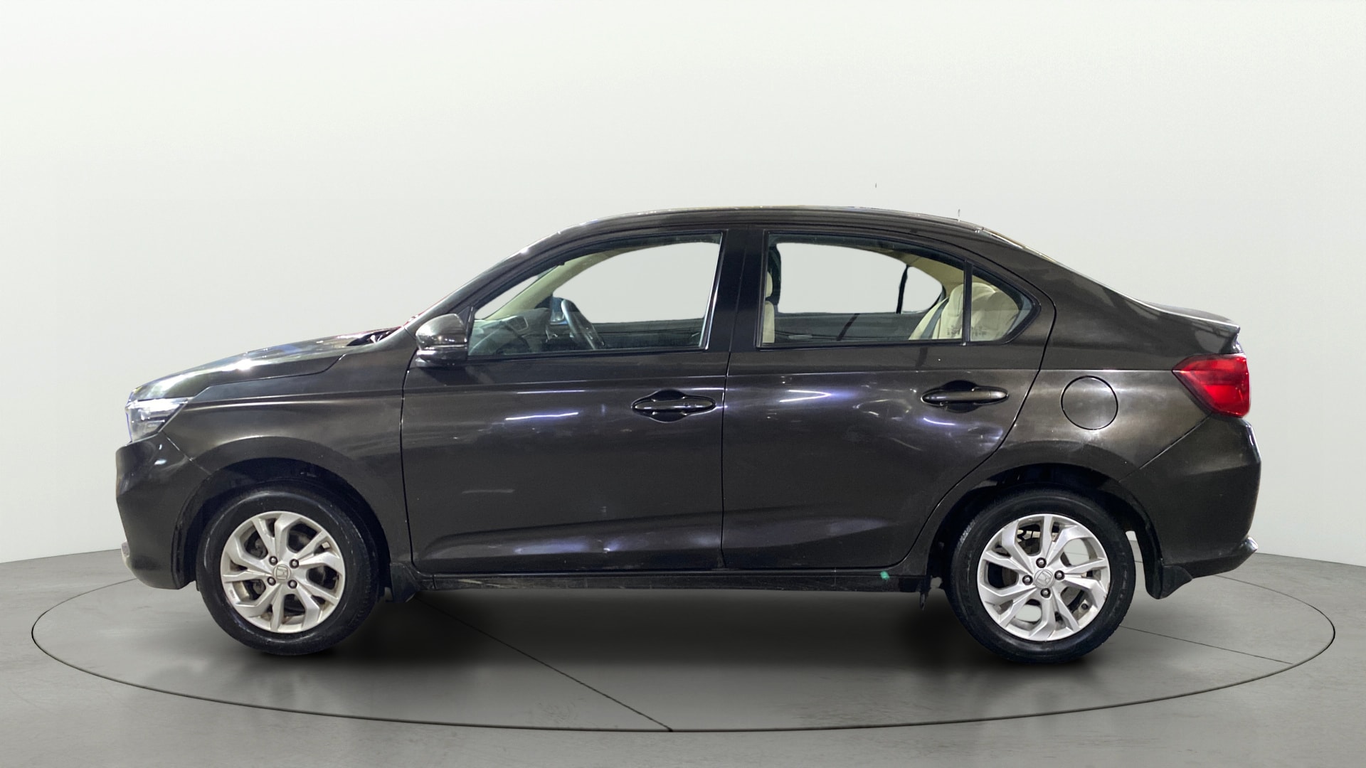 View 2019 Honda Amaze E MT Petrol BS IV Image 6 Used 2019 Honda Amaze E MT Petrol BS IV Image 6