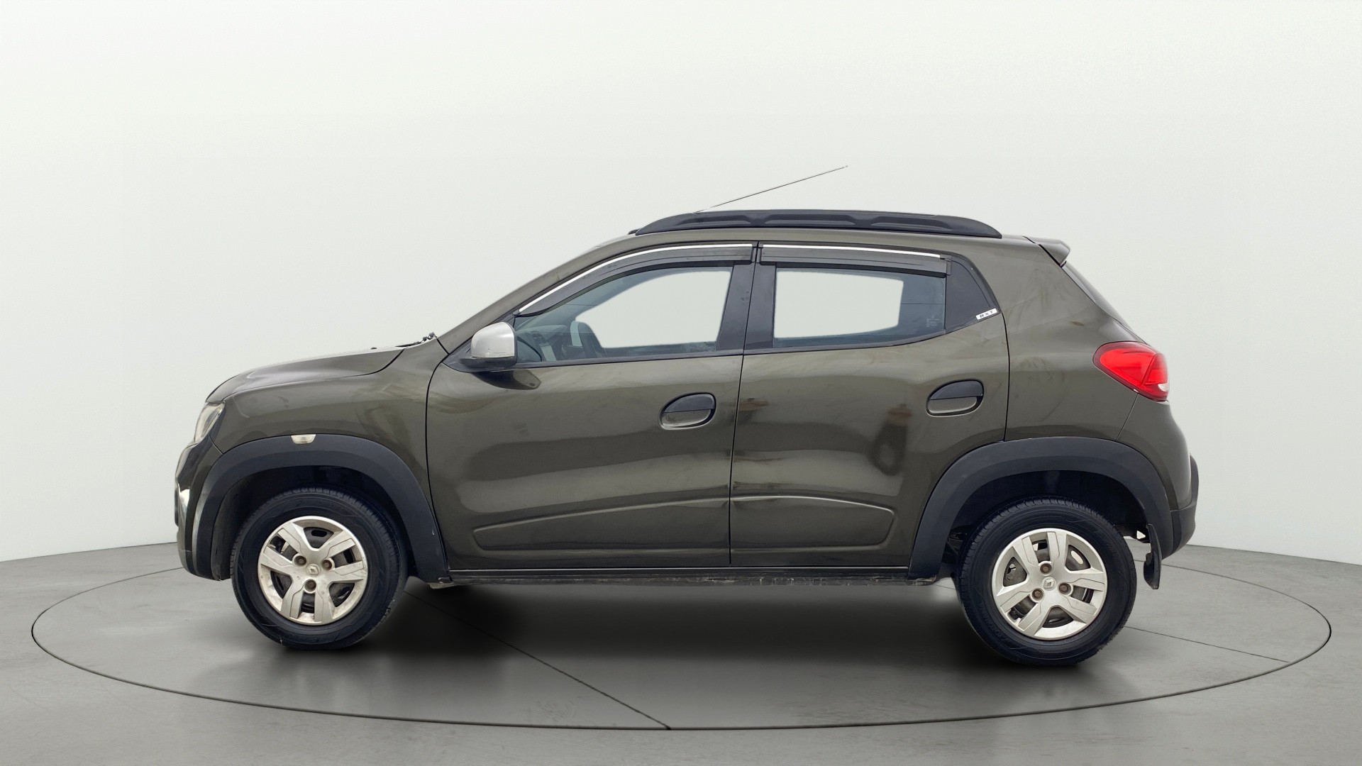 View 2017 Renault Kwid RXT 1.0 Image 5 Used 2017 Renault Kwid RXT 1.0 Image 5