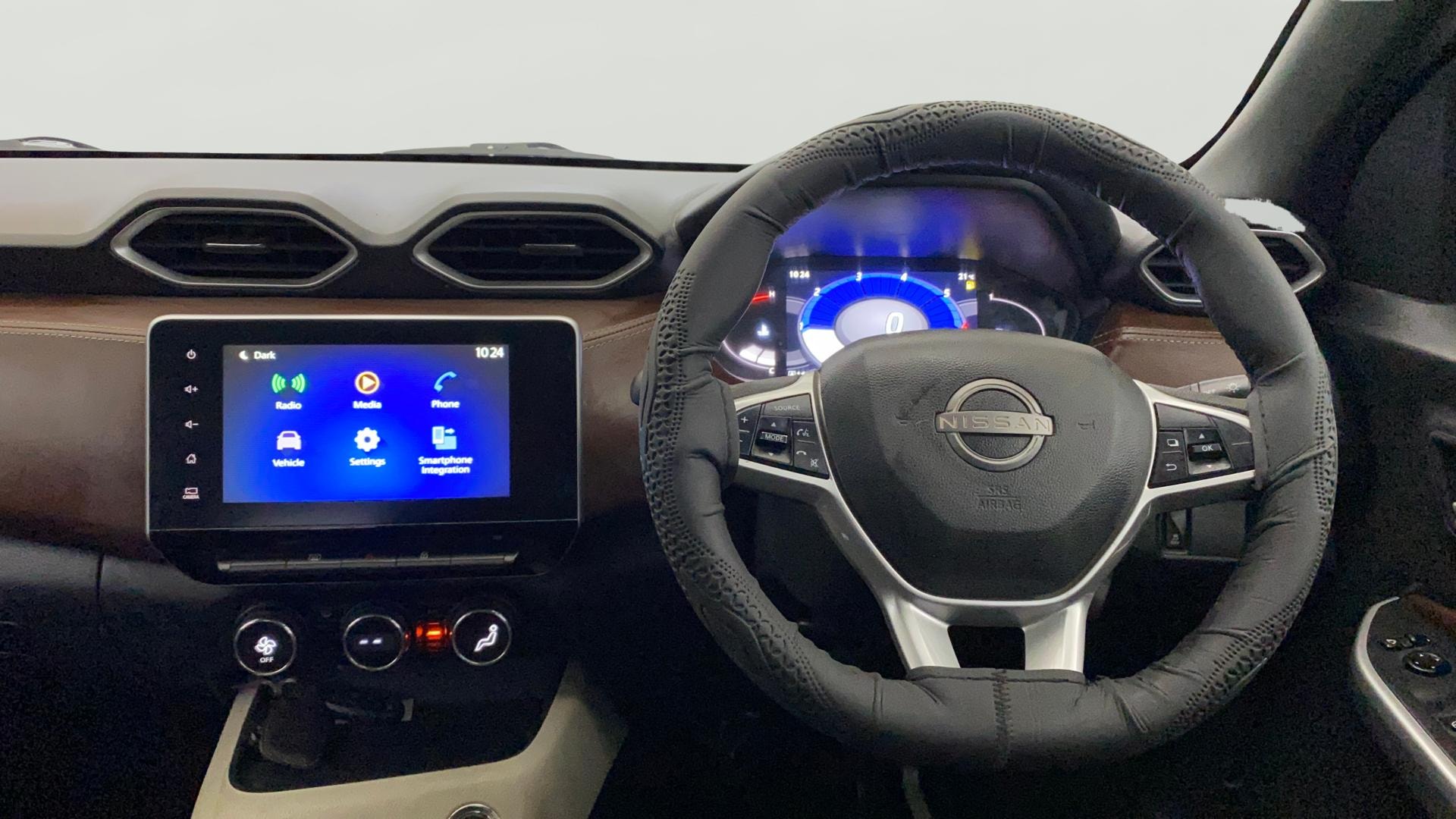 View 2021 Nissan Magnite Turbo XV CVT Image 12 Used 2021 Nissan Magnite Turbo XV CVT Image 12