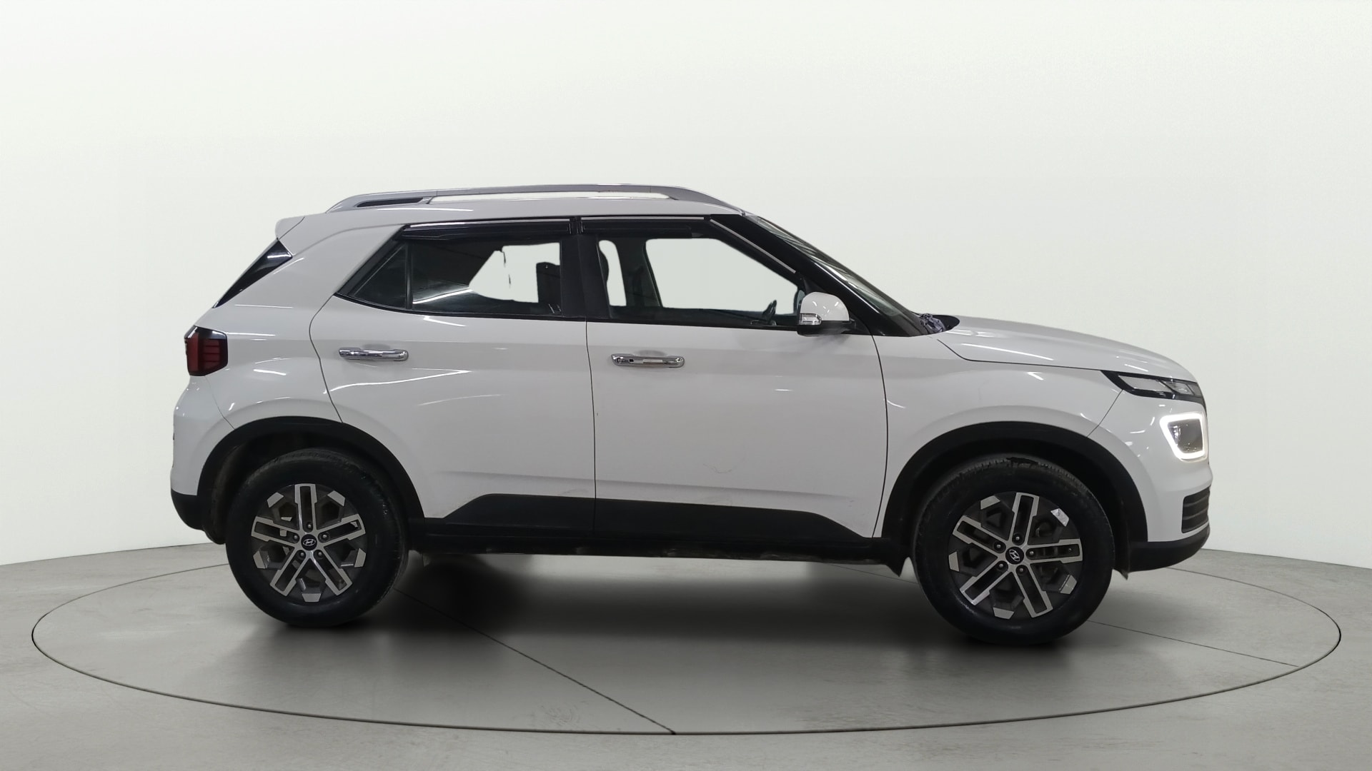 View 2023 Hyundai Venue SX (O) 1.0 Turbo Petrol DCT Image 28 Used 2023 Hyundai Venue SX (O) 1.0 Turbo Petrol DCT Image 28