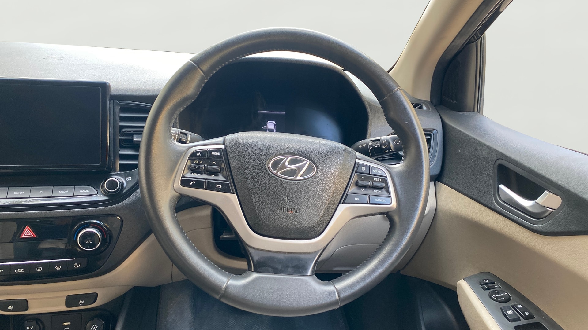 Used 2022 Hyundai Verna Used 2022 Hyundai Verna