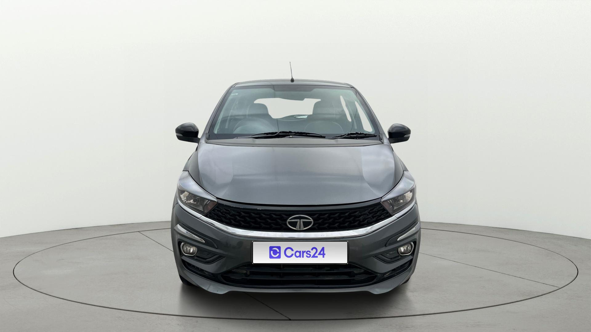 2020 टाटा टियागो Revotorq XB 2020 टाटा टियागो Revotorq XB