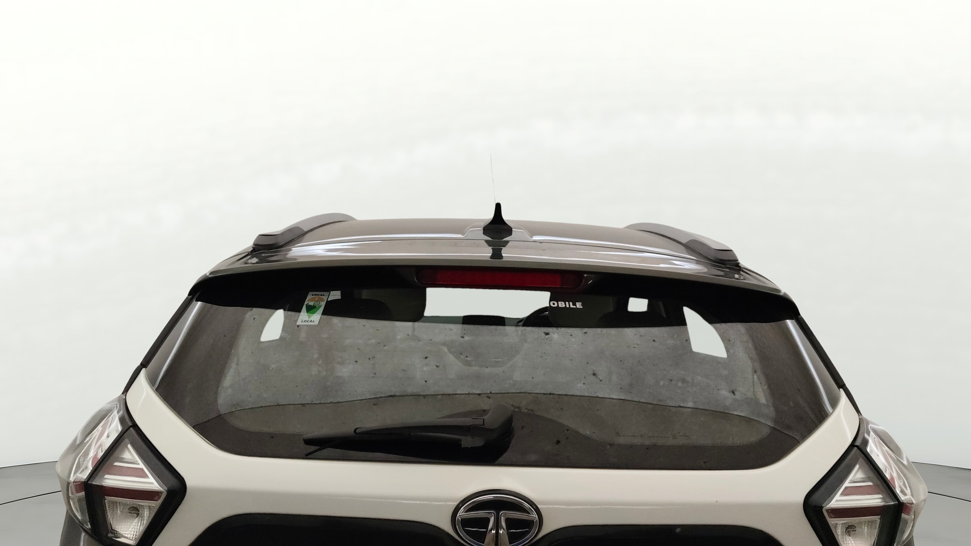 View 2022 Tata Nexon Revotron XE Image 5 Used 2022 Tata Nexon Revotron XE Image 5