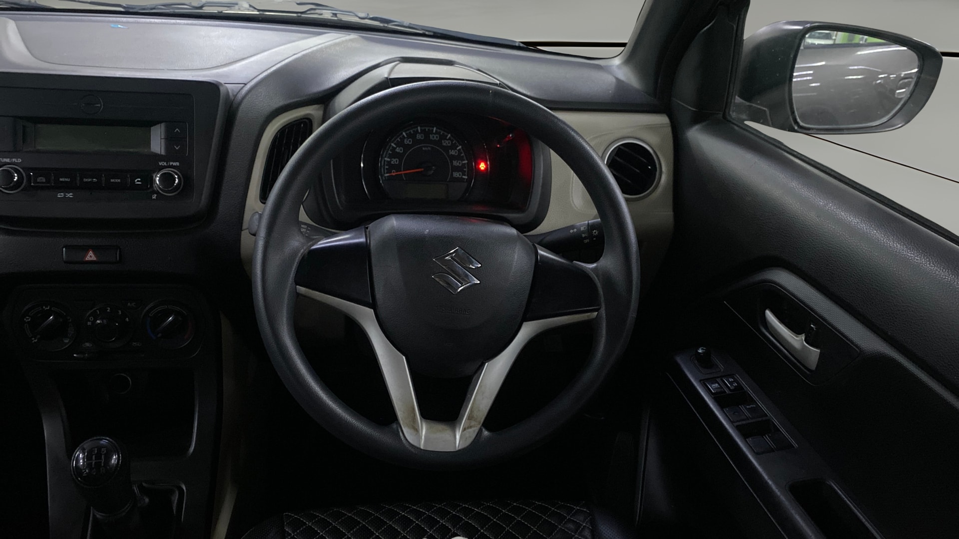 View 2022 Maruti Suzuki 1000 Base Variant Image 20 Used 2022 Maruti Suzuki 1000 Base Variant Image 20
