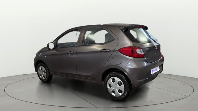 View Tata Tiago Image 2 Used Tata Tiago Image 2