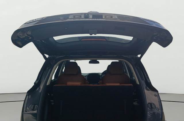 View MG Hector Plus Image 33 Used MG Hector Plus Image 33