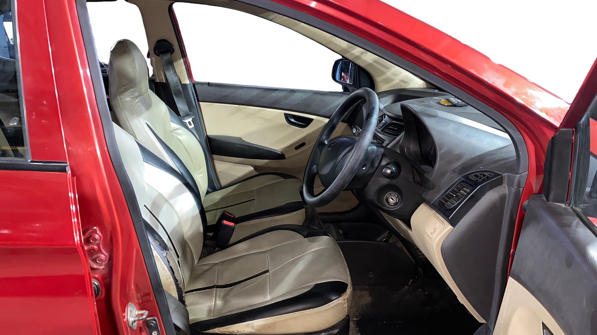 View 2014 Hyundai EON Era Plus Image 25 Used 2014 Hyundai EON Era Plus Image 25