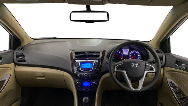 View Hyundai Fluidic Verna Image 15 Used Hyundai Fluidic Verna Image 15