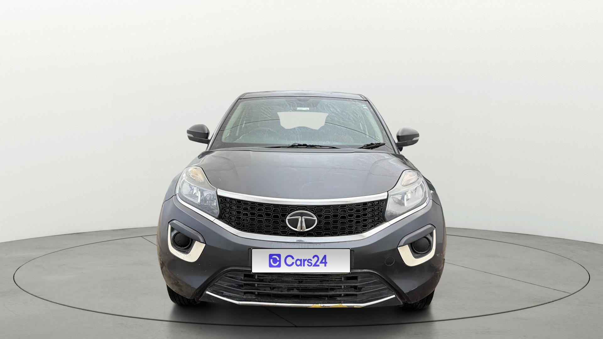 2018 टाटा नेक्सन Revotron XM 2018 टाटा नेक्सन Revotron XM
