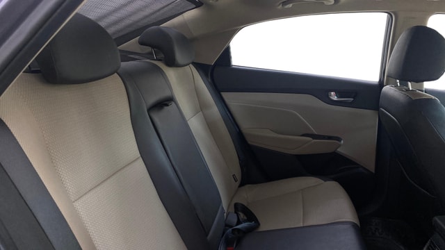 View Hyundai Verna Image 31 Used Hyundai Verna Image 31
