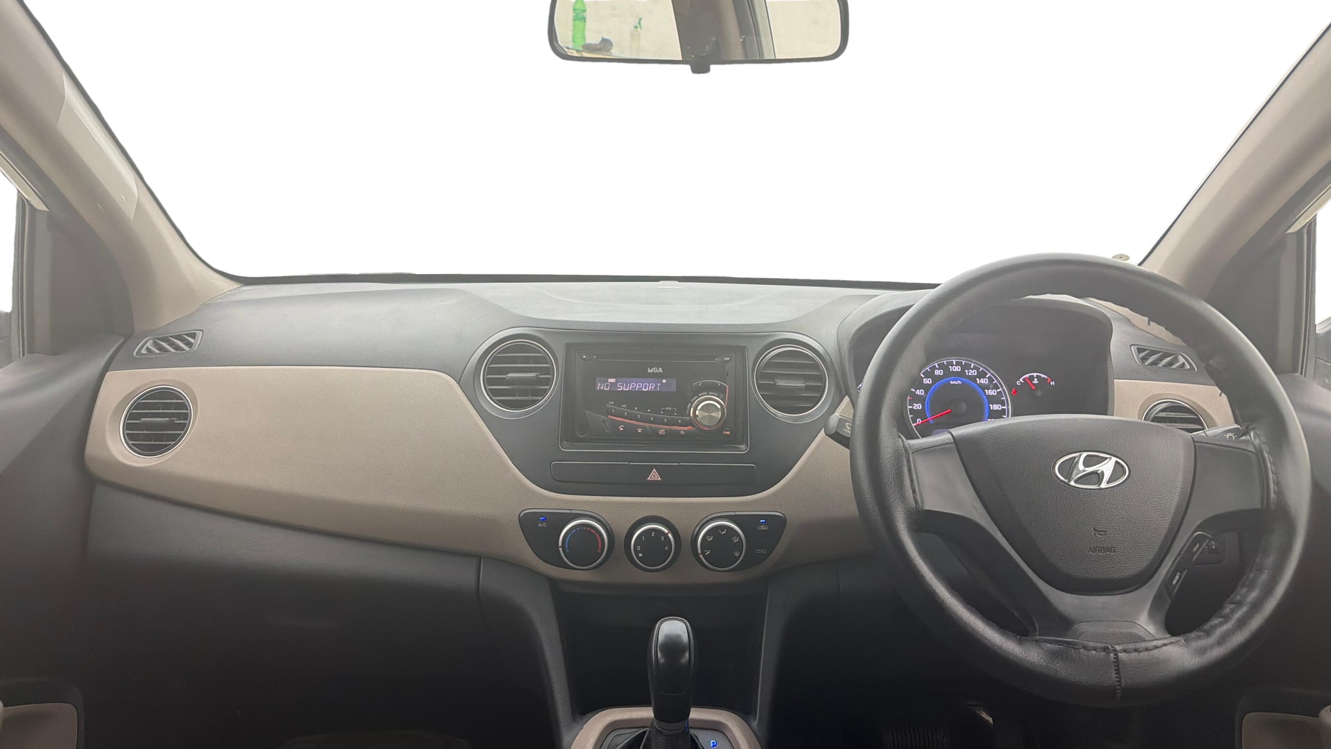 View 2017 Hyundai Grand i10 1.2 Magna Petrol AT Image 15 Used 2017 Hyundai Grand i10 1.2 Magna Petrol AT Image 15