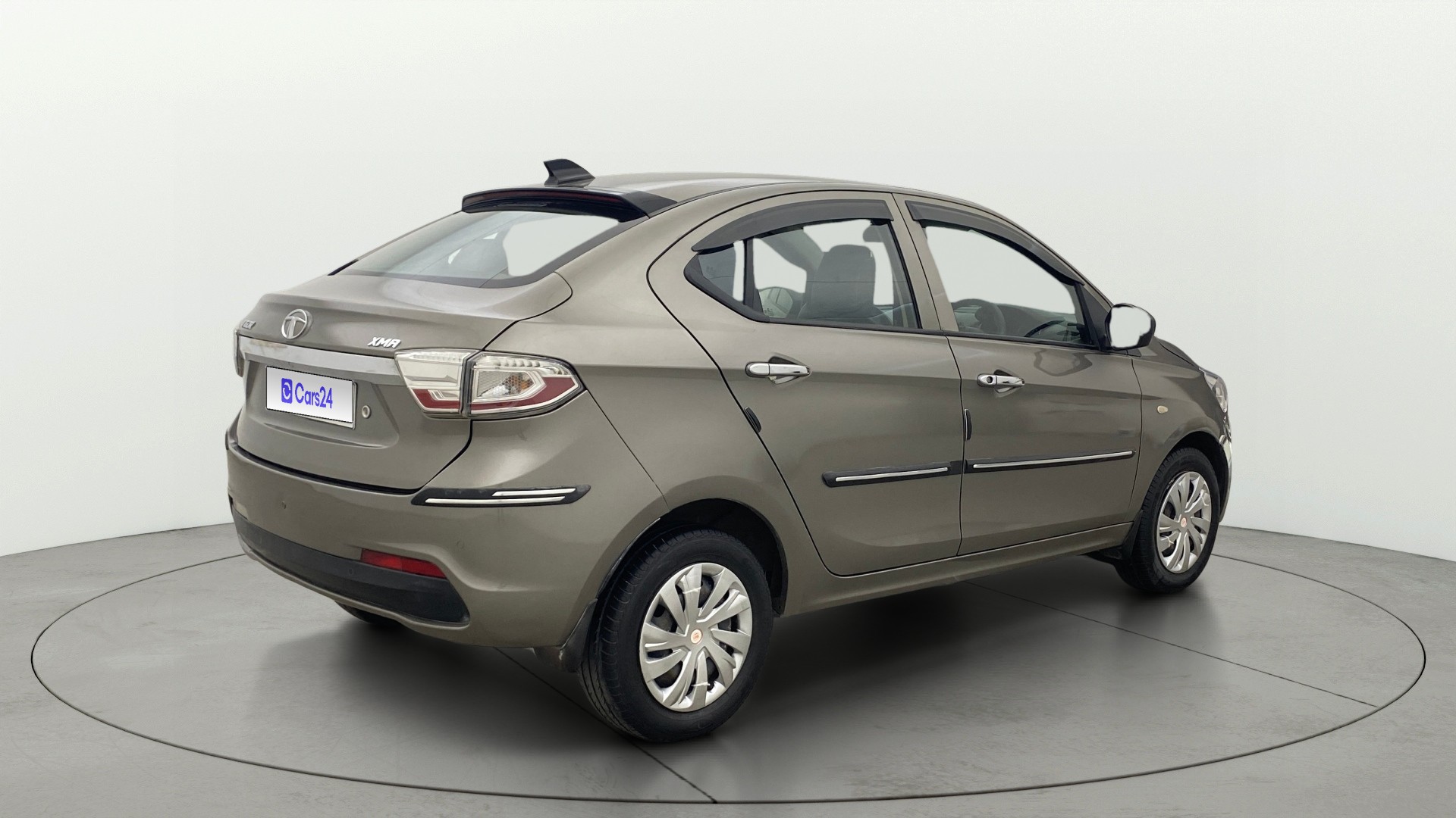 View 2020 Tata Tigor XE Diesel Image 42 Used 2020 Tata Tigor XE Diesel Image 42