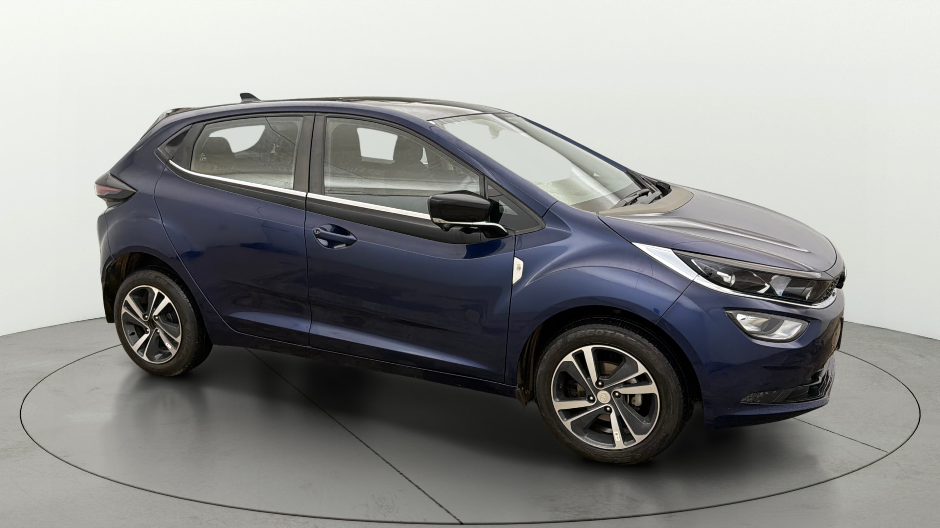 View 2024 Tata Altroz XZ Petrol Image 21 Used 2024 Tata Altroz XZ Petrol Image 21