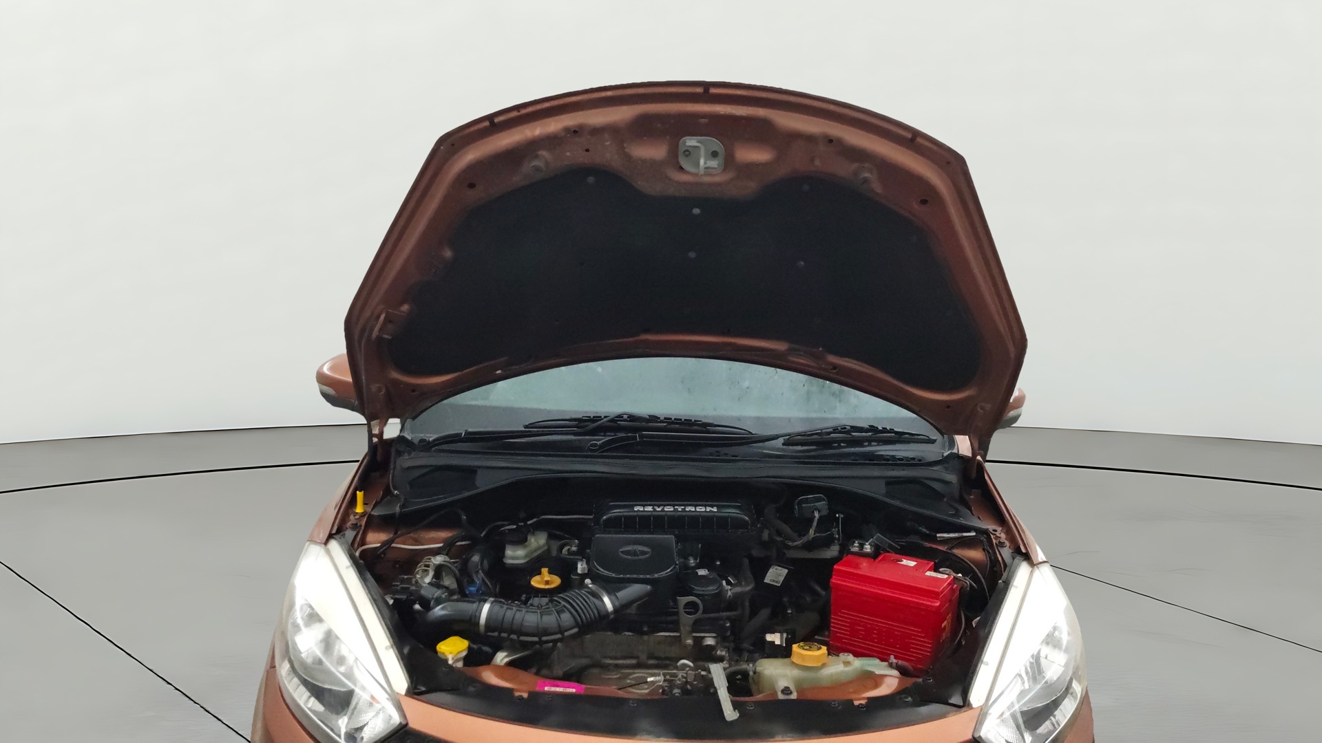 View 2018 Tata Tigor XE Diesel Image 31 Used 2018 Tata Tigor XE Diesel Image 31