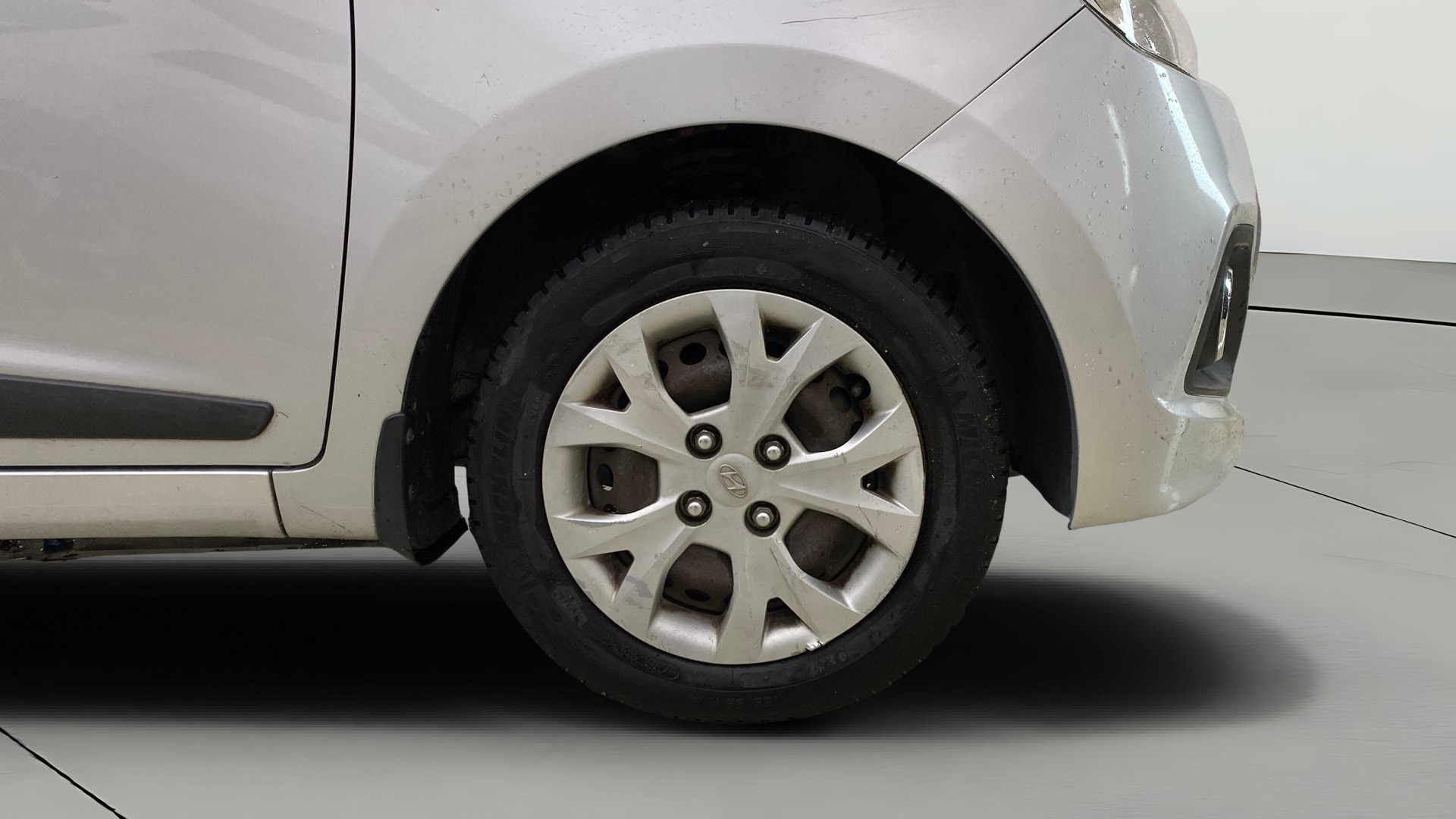 View 2015 Hyundai Grand i10 Sportz 1.2 Kappa Image 39 Used 2015 Hyundai Grand i10 Sportz 1.2 Kappa Image 39