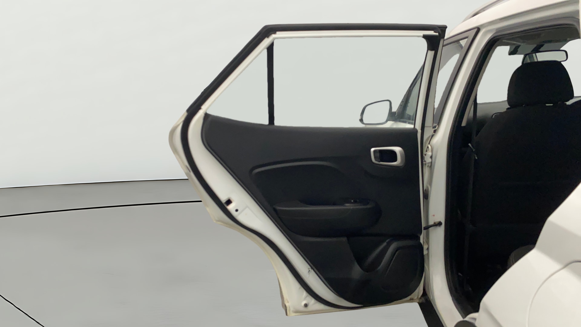 View 2019 Hyundai Venue SX Plus 1.0 Petrol AT Image 15 Used 2019 Hyundai Venue SX Plus 1.0 Petrol AT Image 15