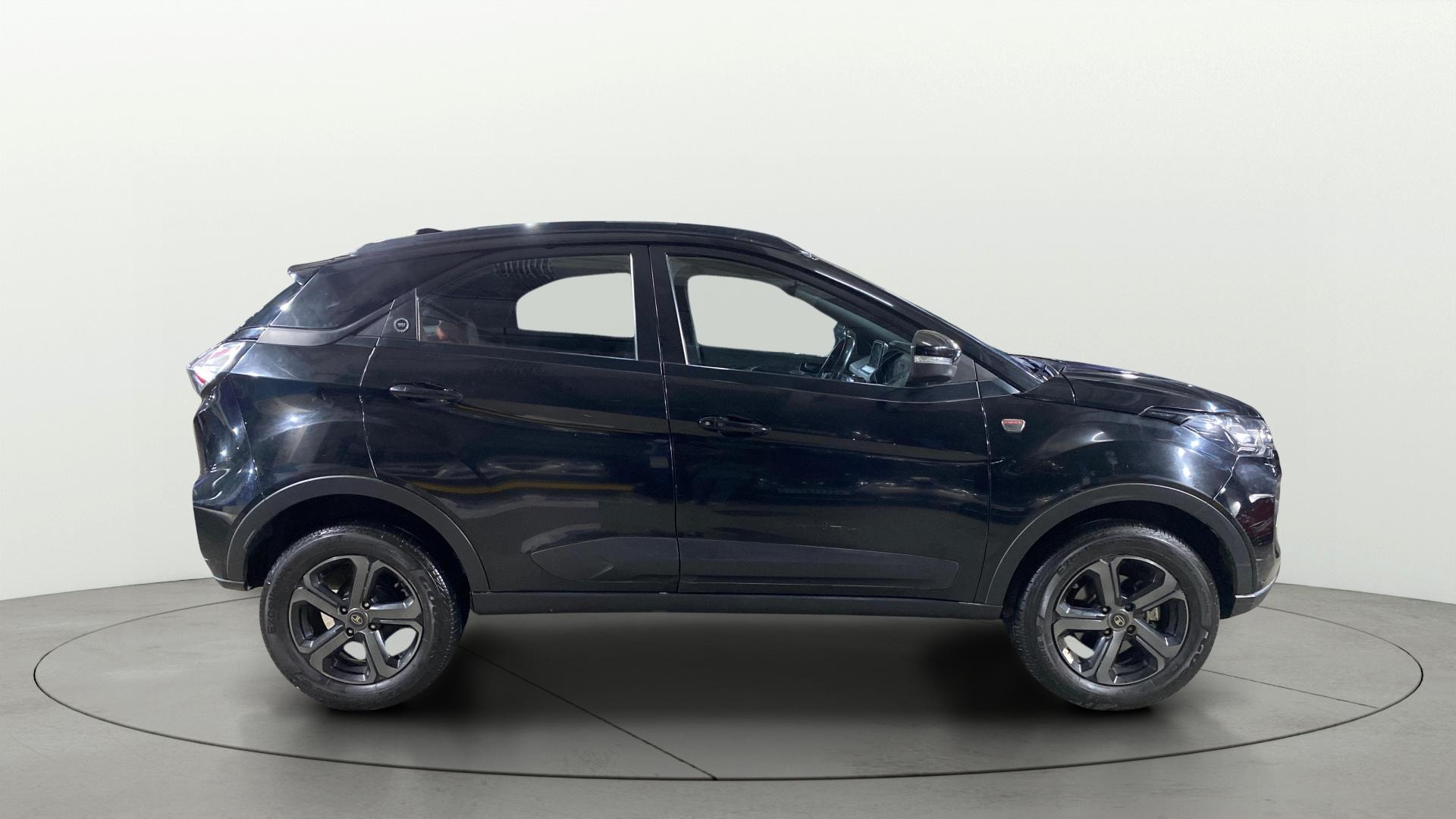 View 2024 Tata Nexon Revotron XE Image 9 Used 2024 Tata Nexon Revotron XE Image 9