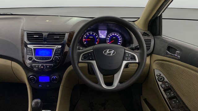 View Hyundai Fluidic Verna Image 20 Used Hyundai Fluidic Verna Image 20