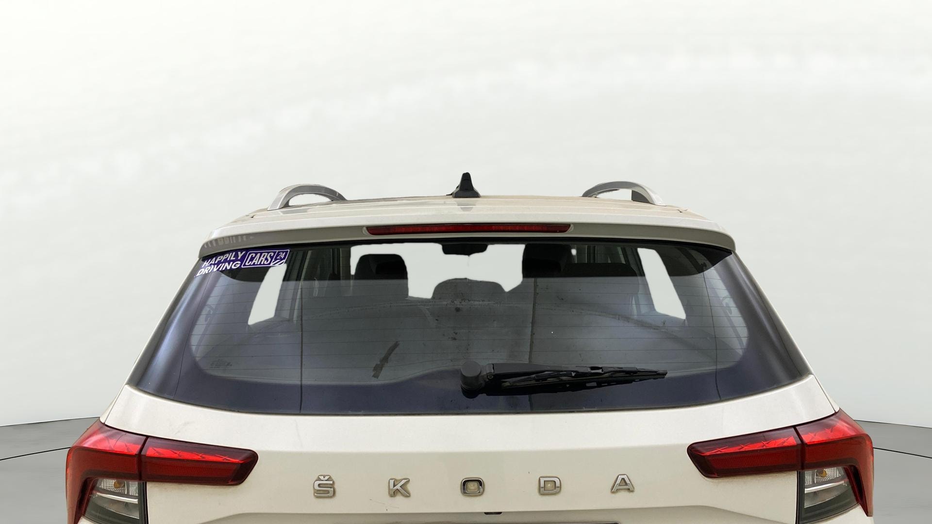 View 2021 Skoda Kushaq Style 1.0 TSI AT Image 4 Used 2021 Skoda Kushaq Style 1.0 TSI AT Image 4