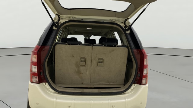 View Mahindra XUV500 Image 43 Used Mahindra XUV500 Image 43