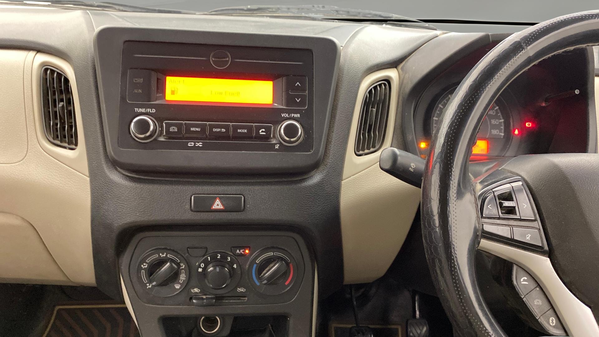 View 2019 Maruti Suzuki 1000 Base Variant Image 17 Used 2019 Maruti Suzuki 1000 Base Variant Image 17