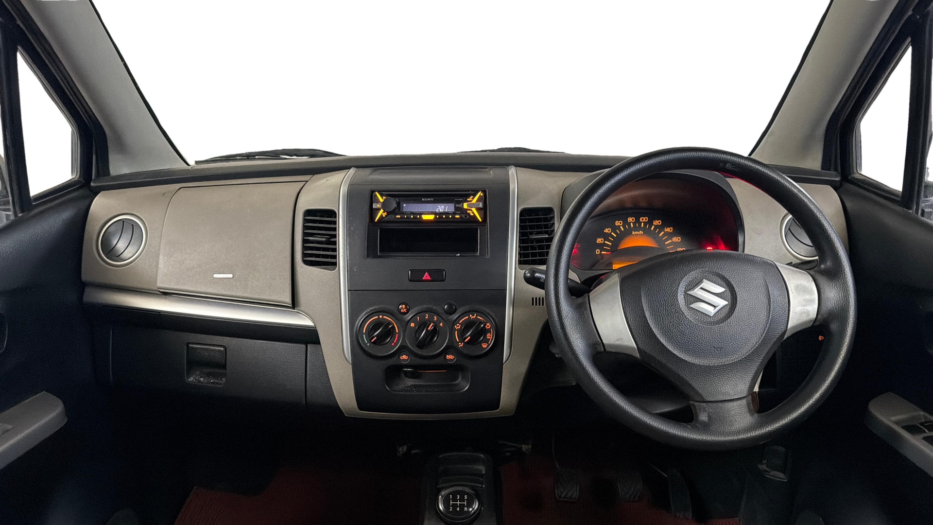 View 2015 Maruti Suzuki 1000 Base Variant Image 15 Used 2015 Maruti Suzuki 1000 Base Variant Image 15