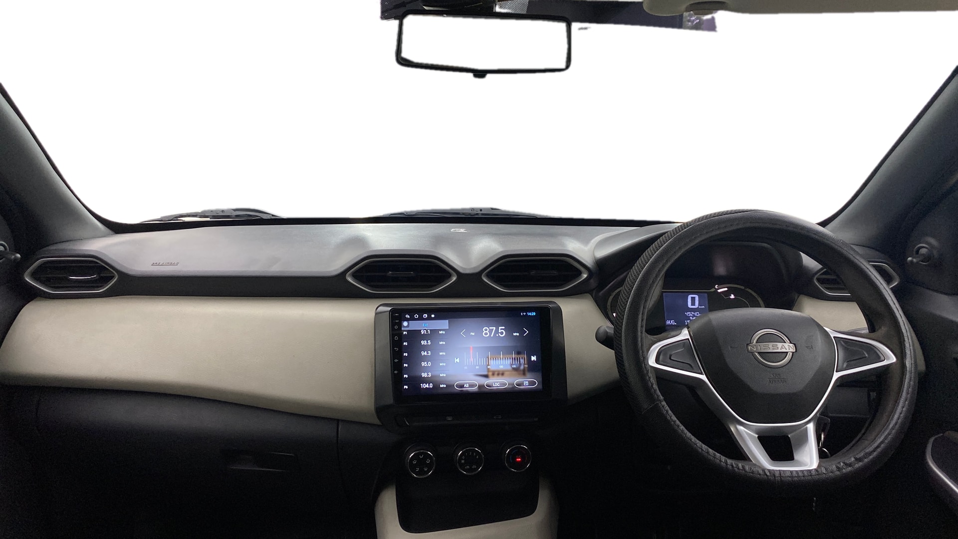 View 2022 Nissan Magnite XE Image 15 Used 2022 Nissan Magnite XE Image 15