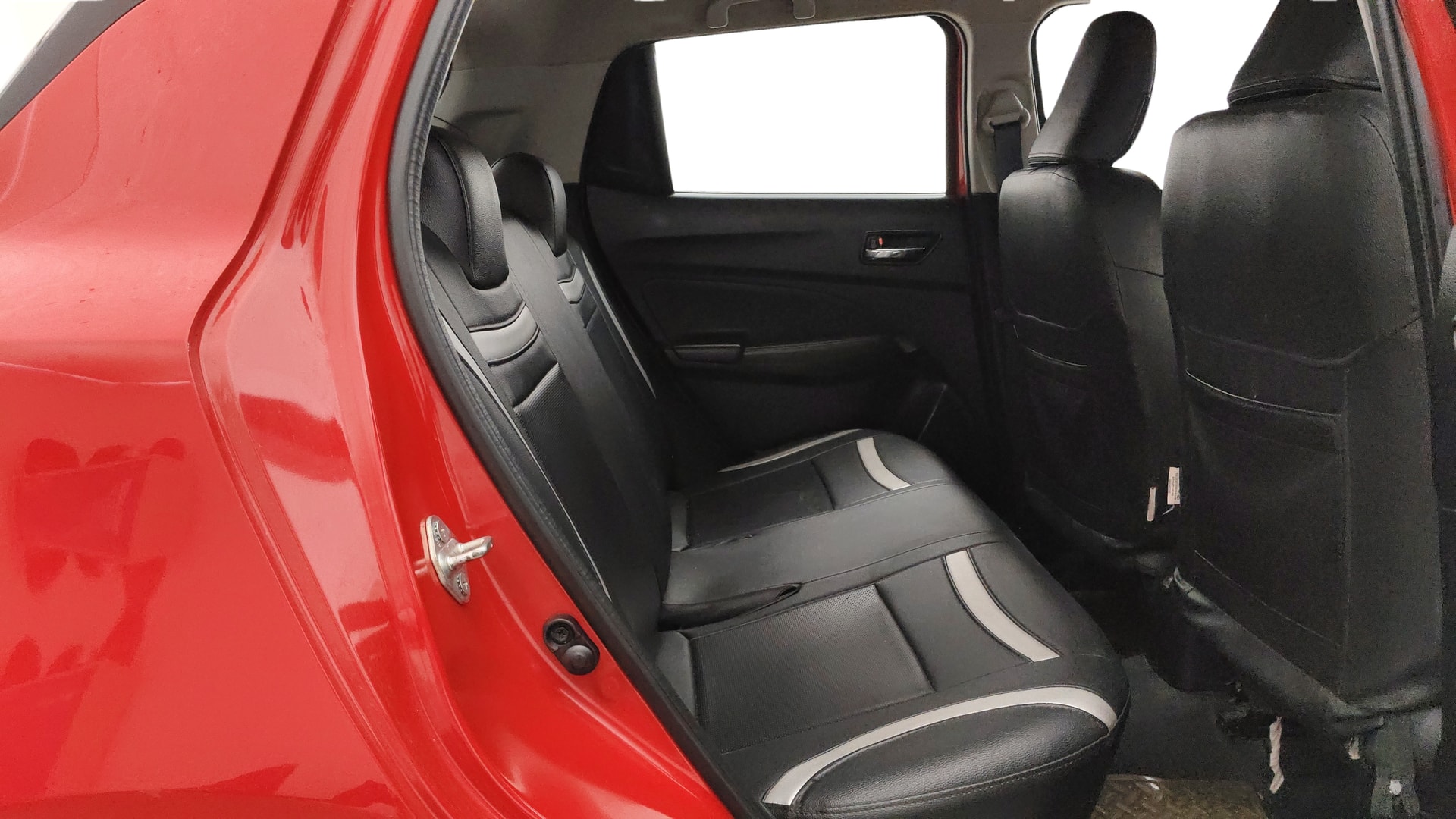 View 2018 Maruti Suzuki 1000 Base Variant Image 28 Used 2018 Maruti Suzuki 1000 Base Variant Image 28