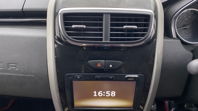 View Renault Duster Image 18 Used Renault Duster Image 18