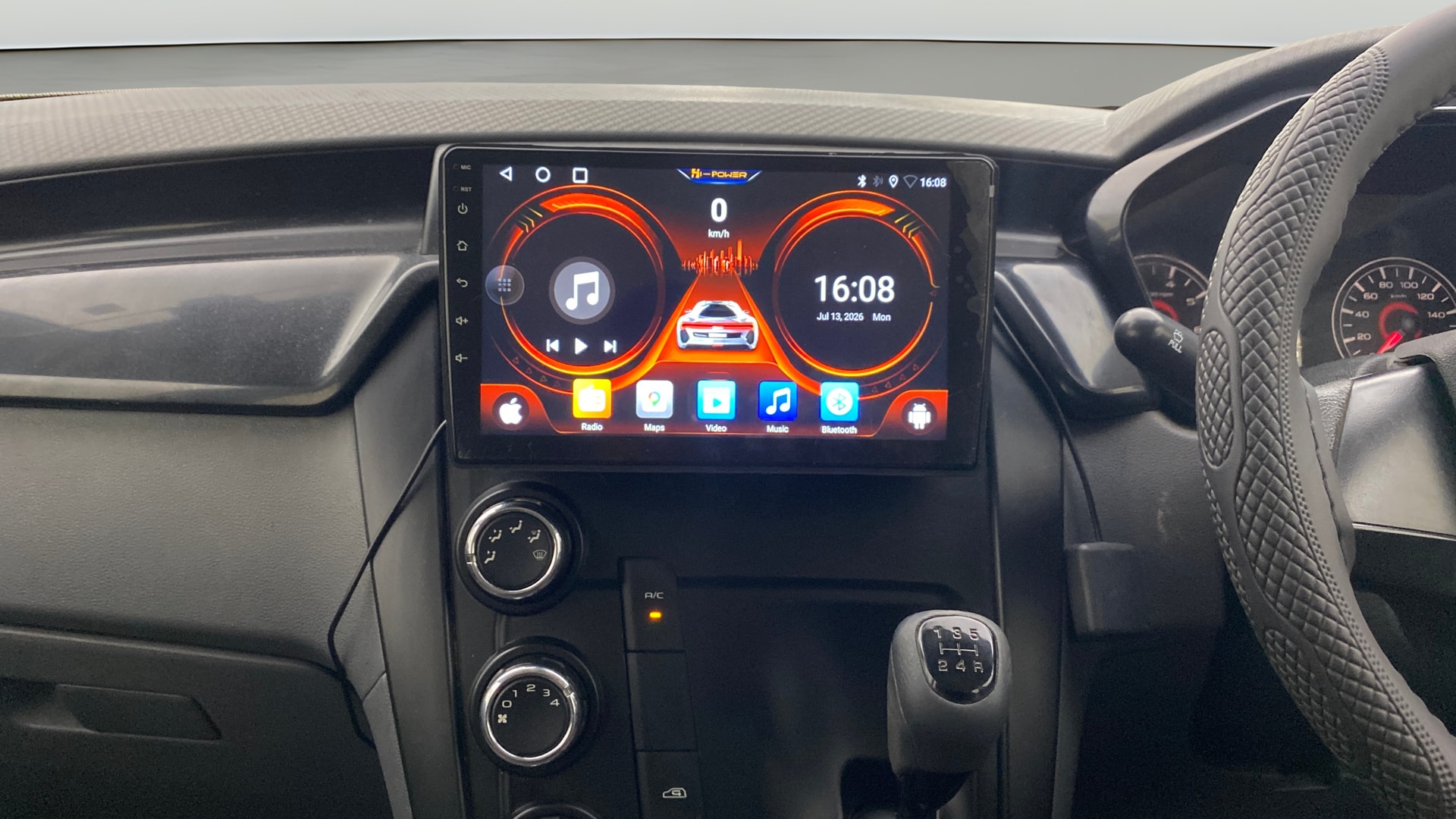 View 2018 Mahindra KUV100 K2 Petrol BS IV Image 17 Used 2018 Mahindra KUV100 K2 Petrol BS IV Image 17