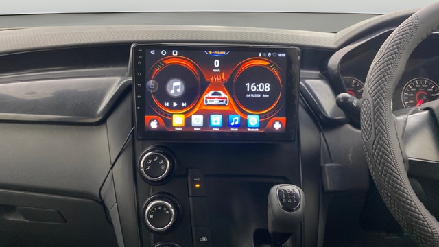 View Mahindra KUV100 Image 17 Used Mahindra KUV100 Image 17