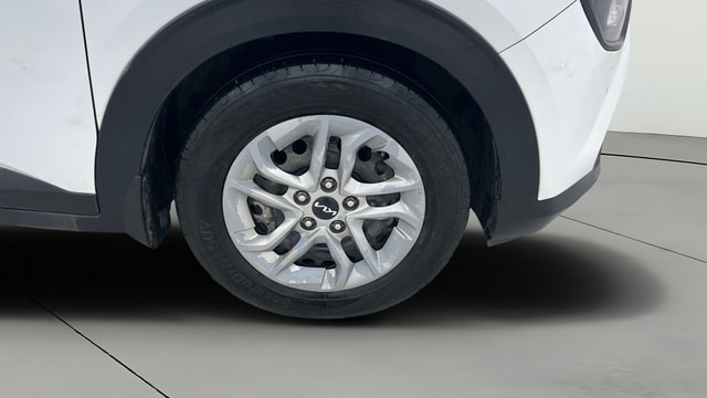 View Kia Carens Image 43 Used Kia Carens Image 43