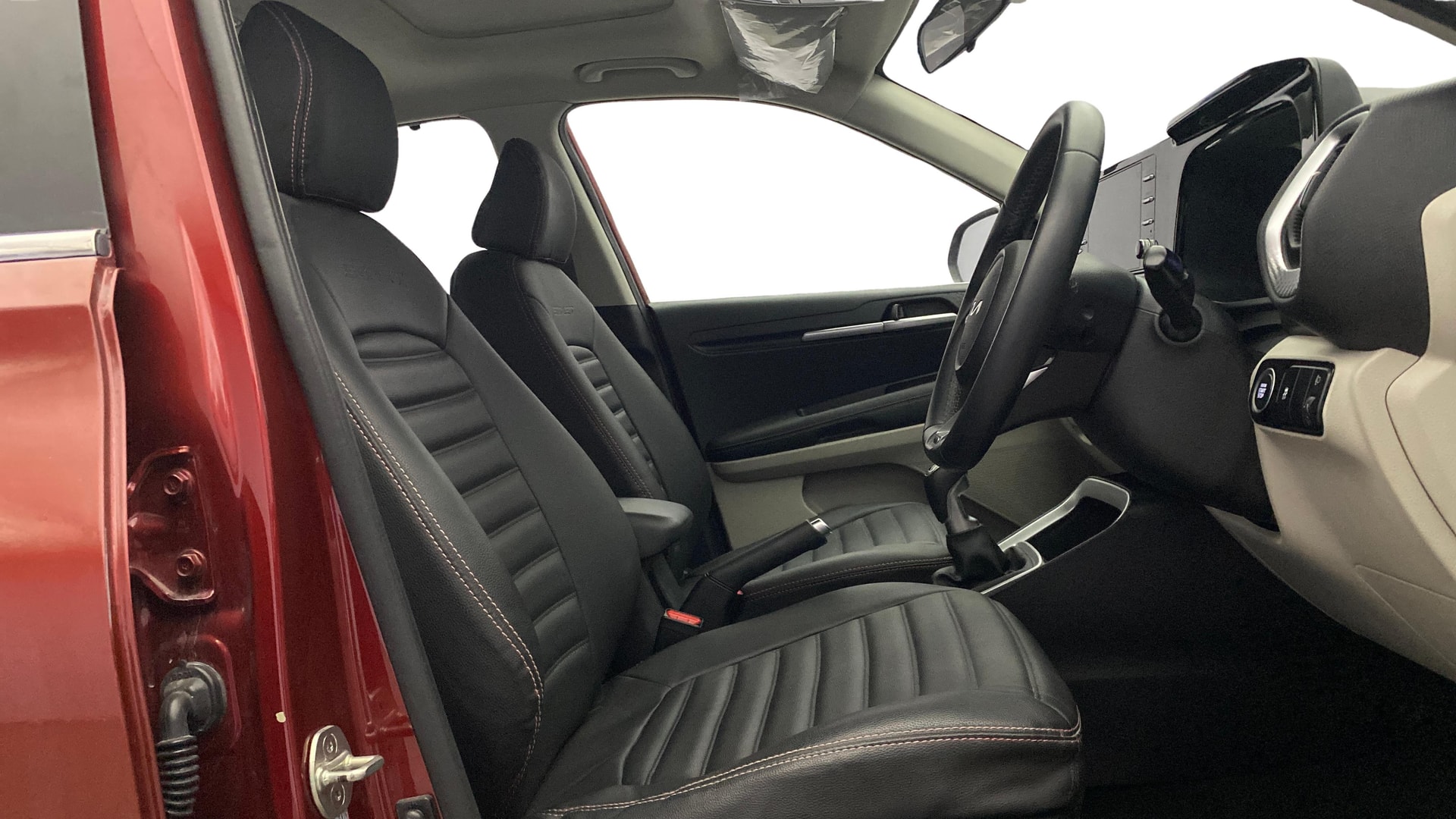 View 2022 Kia Sonet HTX iMT Petrol Image 26 Used 2022 Kia Sonet HTX iMT Petrol Image 26