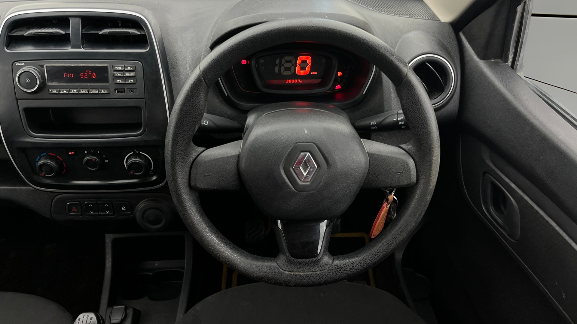 View 2019 Renault Kwid RXL Image 20 Used 2019 Renault Kwid RXL Image 20