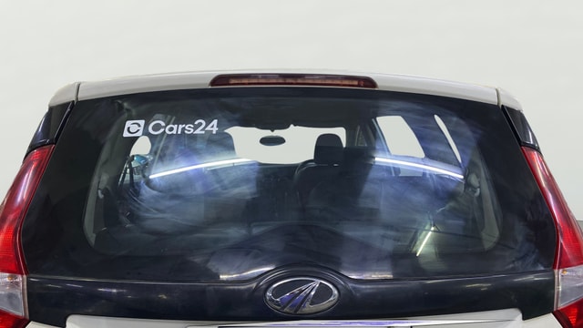 View Mahindra Marazzo Image 4 Used Mahindra Marazzo Image 4