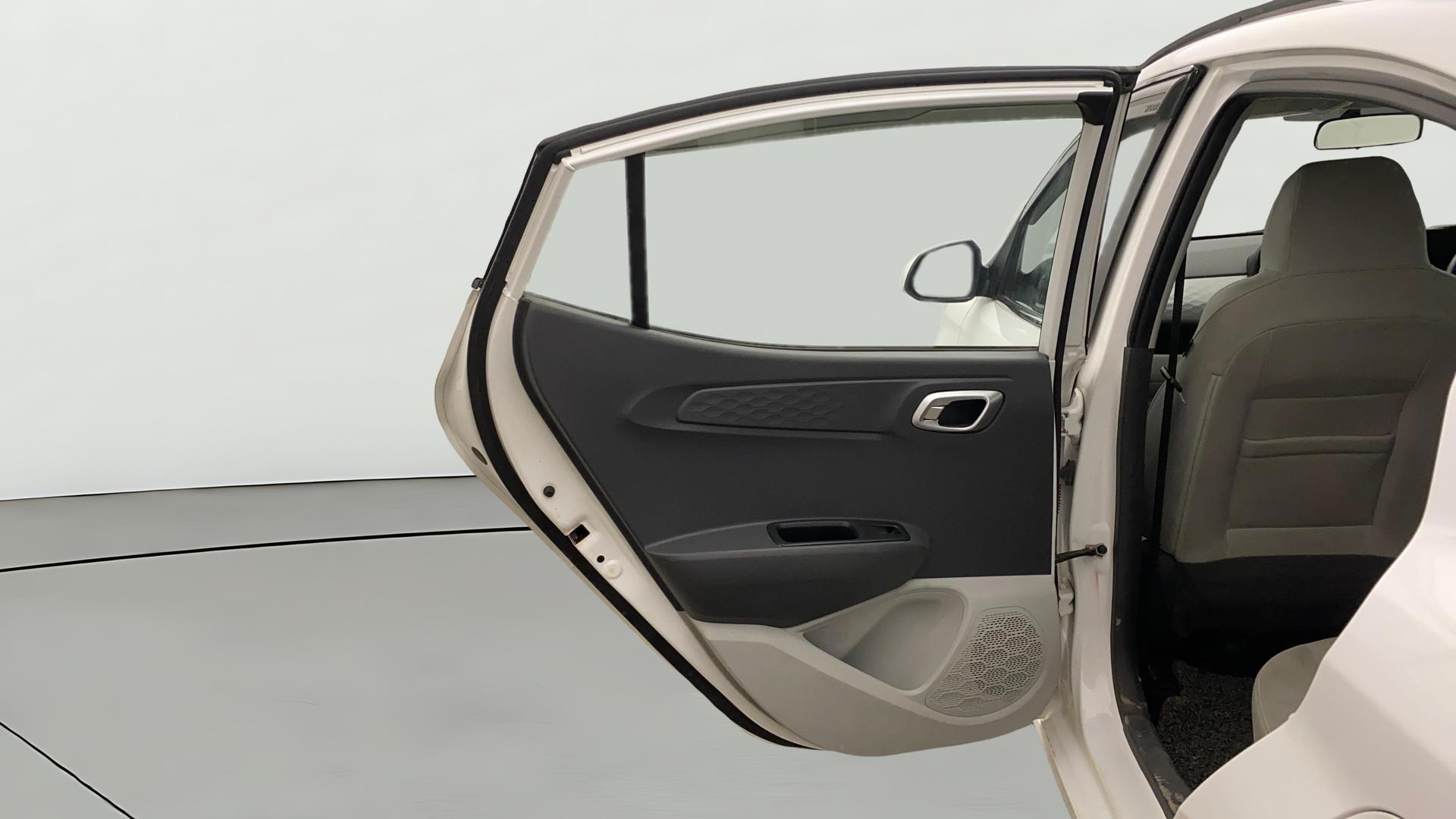 View 2023 Hyundai Grand i10 Nios Sportz Petrol Image 23 Used 2023 Hyundai Grand i10 Nios Sportz Petrol Image 23