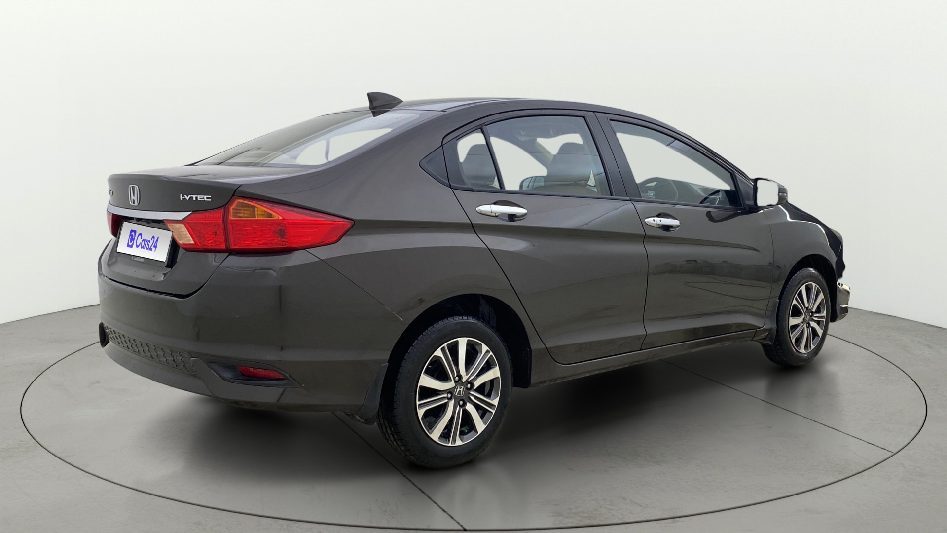 View 2022 Honda City ZX MT Diesel Anniversary Edition Image 44 Used 2022 Honda City ZX MT Diesel Anniversary Edition Image 44