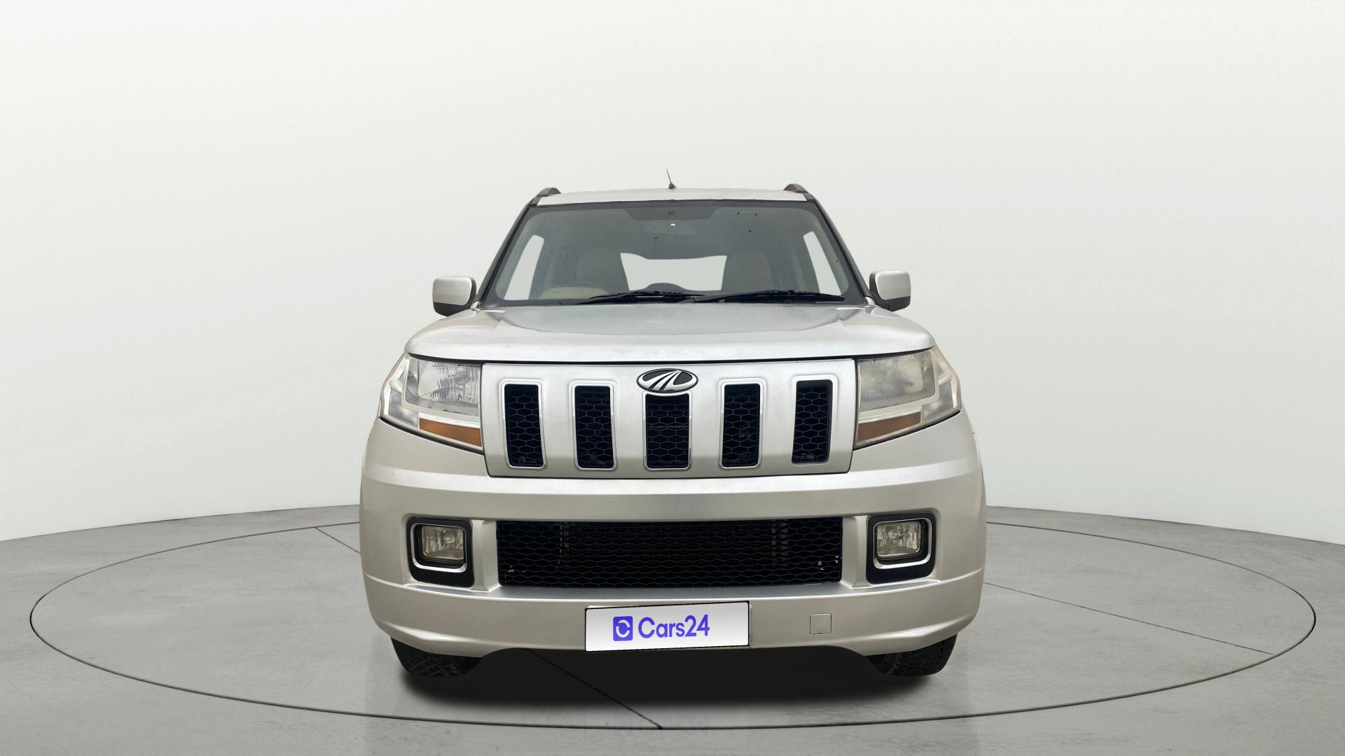 2018 महिंद्रा टीयूवी300 T8 2018 महिंद्रा टीयूवी300 T8