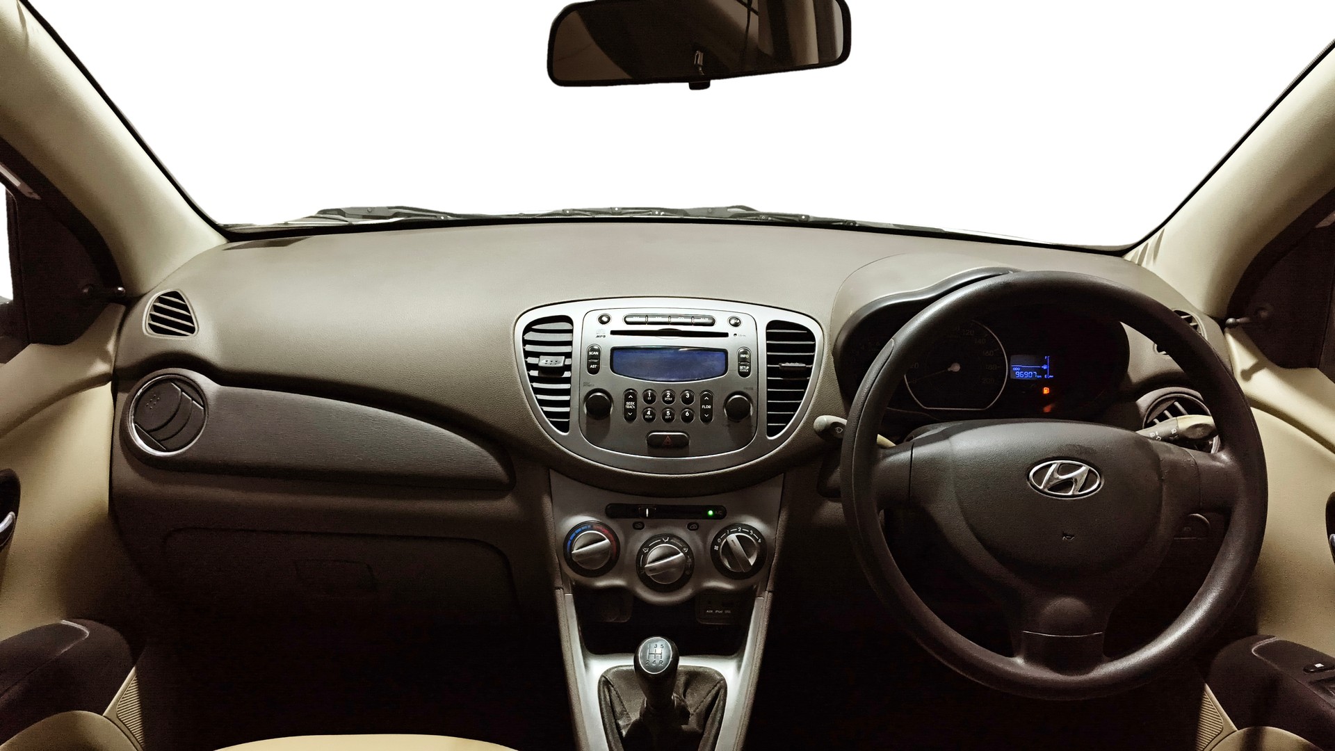 View 2015 Hyundai i10 1.2 Asta MT Image 15 Used 2015 Hyundai i10 1.2 Asta MT Image 15