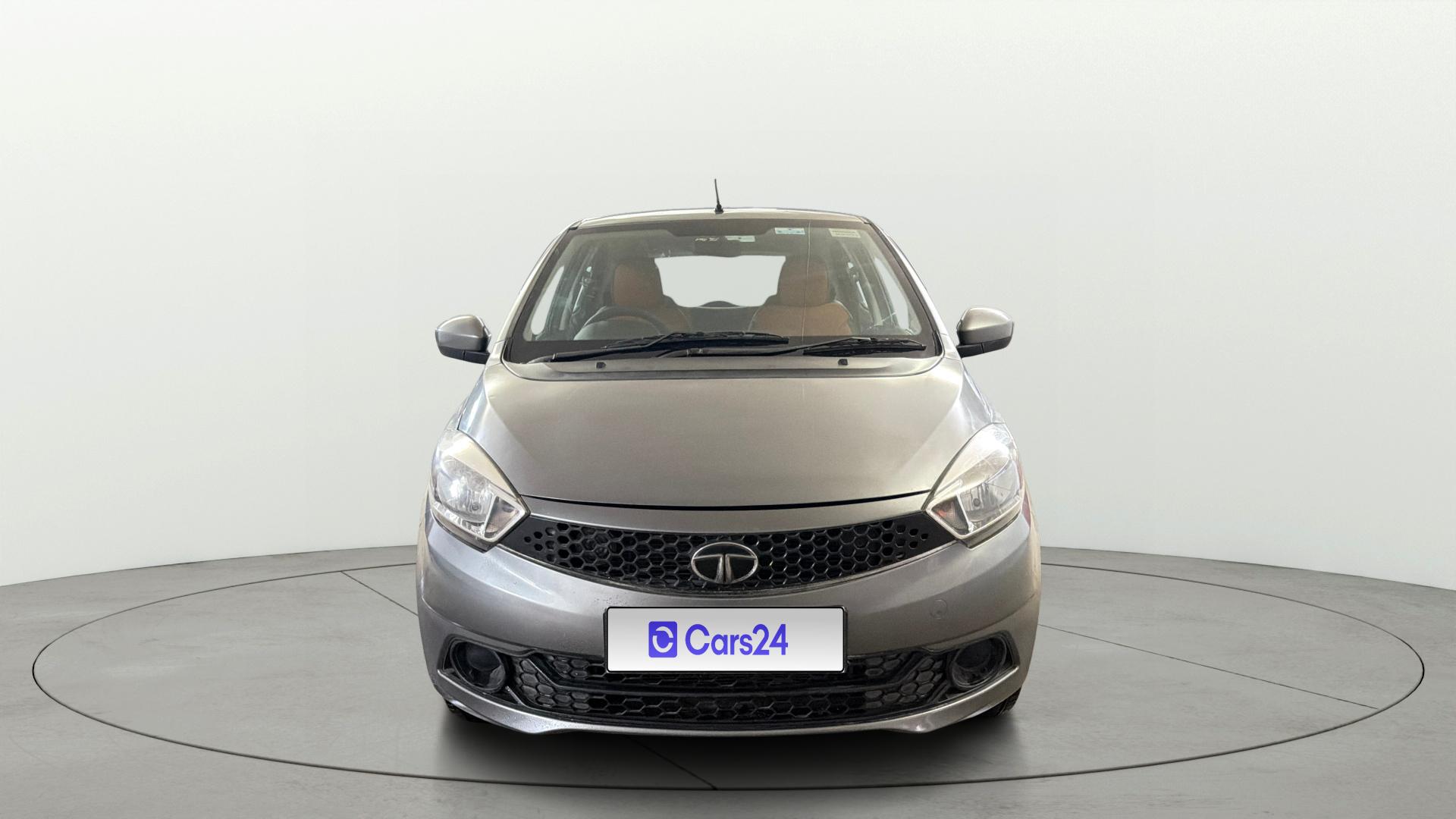 2019 टाटा टियागो Revotorq XB 2019 टाटा टियागो Revotorq XB