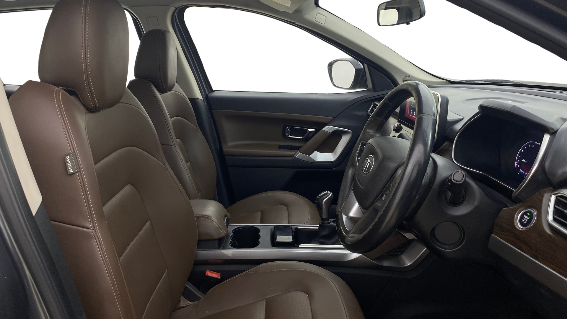View 2022 Tata Harrier XE Image 18 Used 2022 Tata Harrier XE Image 18