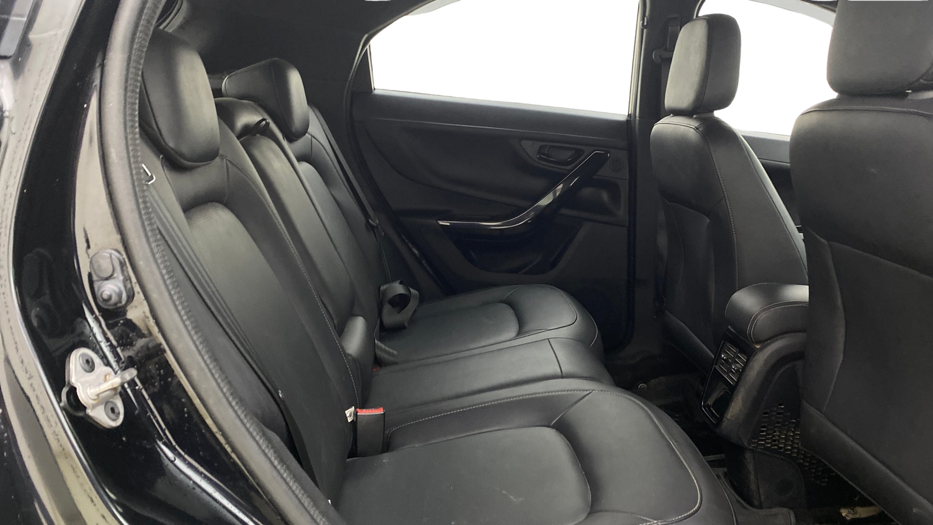 View 2023 Tata Nexon Revotron XE Image 37 Used 2023 Tata Nexon Revotron XE Image 37