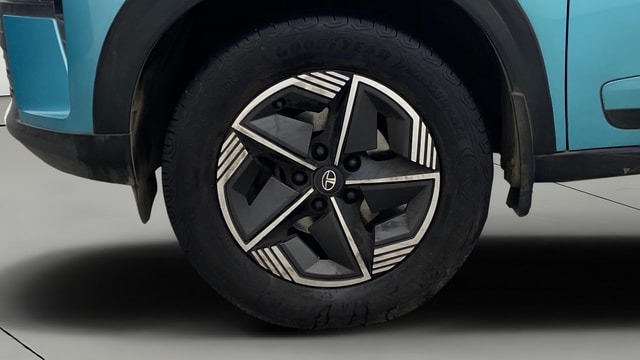 View Tata Nexon Image 30 Used Tata Nexon Image 30