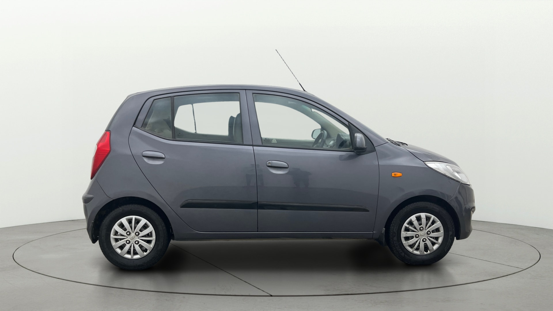 View 2015 Hyundai i10 1.2 Asta MT Image 8 Used 2015 Hyundai i10 1.2 Asta MT Image 8