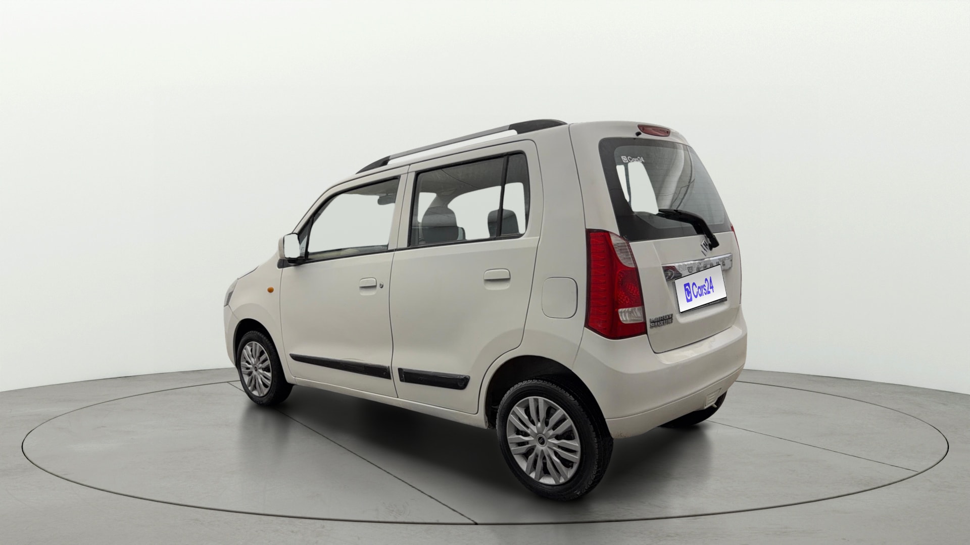 View 2018 Maruti Suzuki 1000 Base Variant Image 2 Used 2018 Maruti Suzuki 1000 Base Variant Image 2