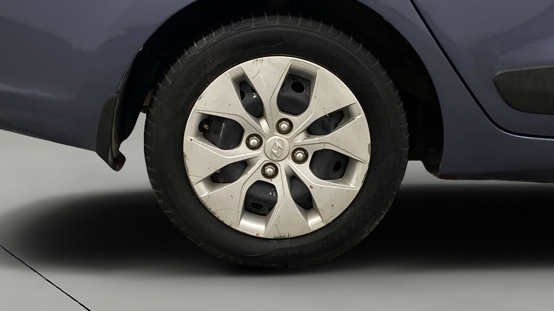View 2015 Hyundai Xcent S Petrol Image 23 Used 2015 Hyundai Xcent S Petrol Image 23