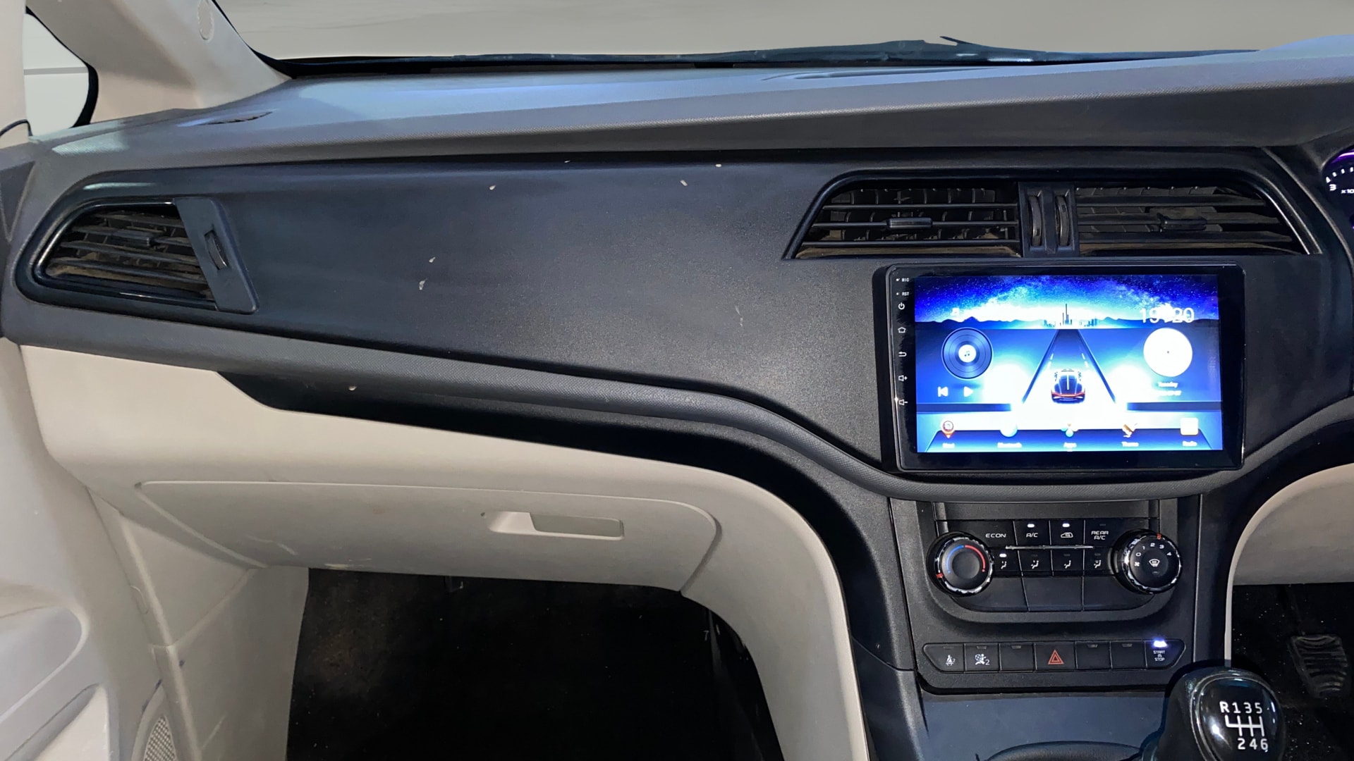 View 2021 Mahindra Marazzo M4 Plus 7-Seater Image 18 Used 2021 Mahindra Marazzo M4 Plus 7-Seater Image 18